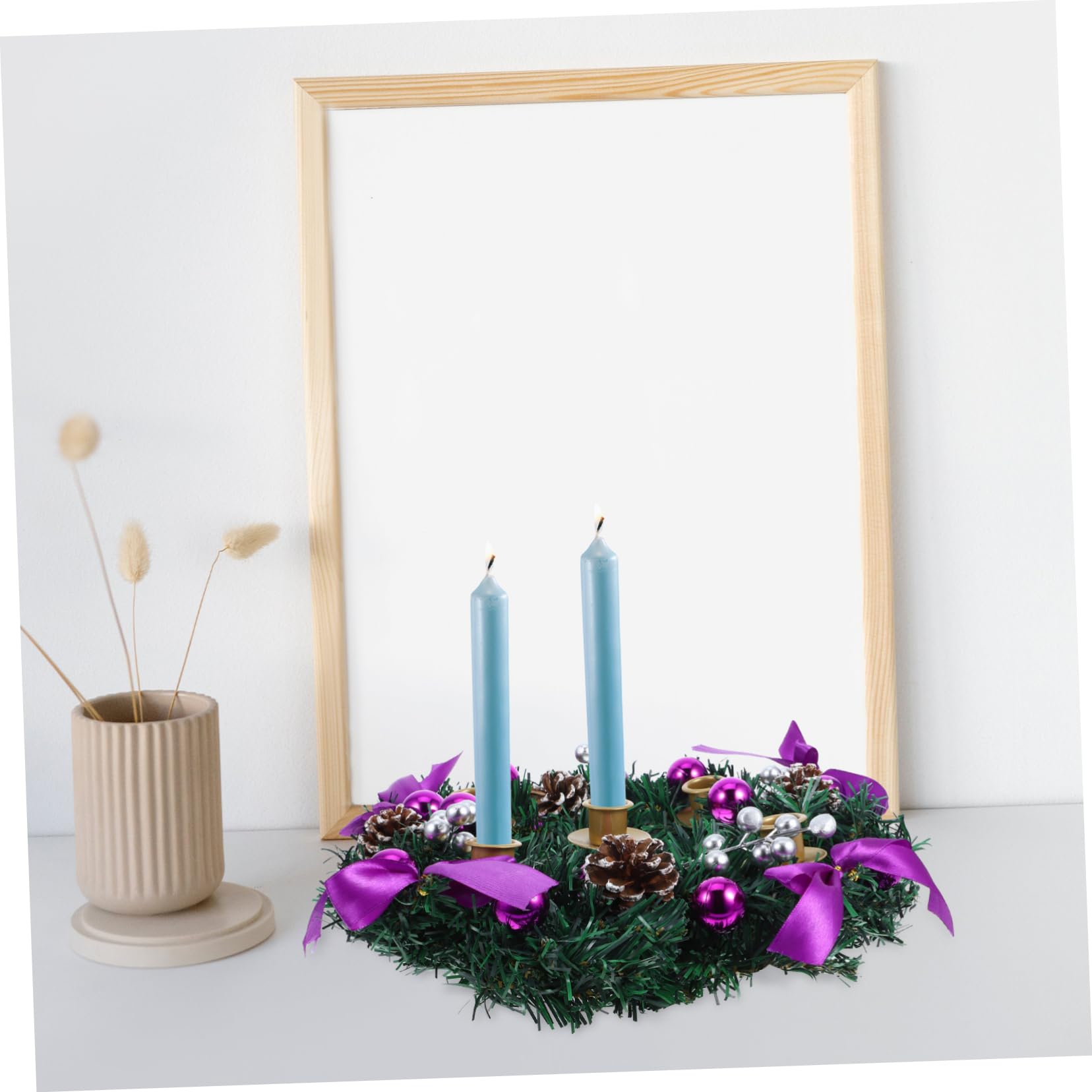 OUNONA Candelabro Navideño De Adviento con Forma De Piña Artificial y Bayas Soporte para Velas Navideñas Decoración Hogar Iglesia y Centro De Mesa De Adviento