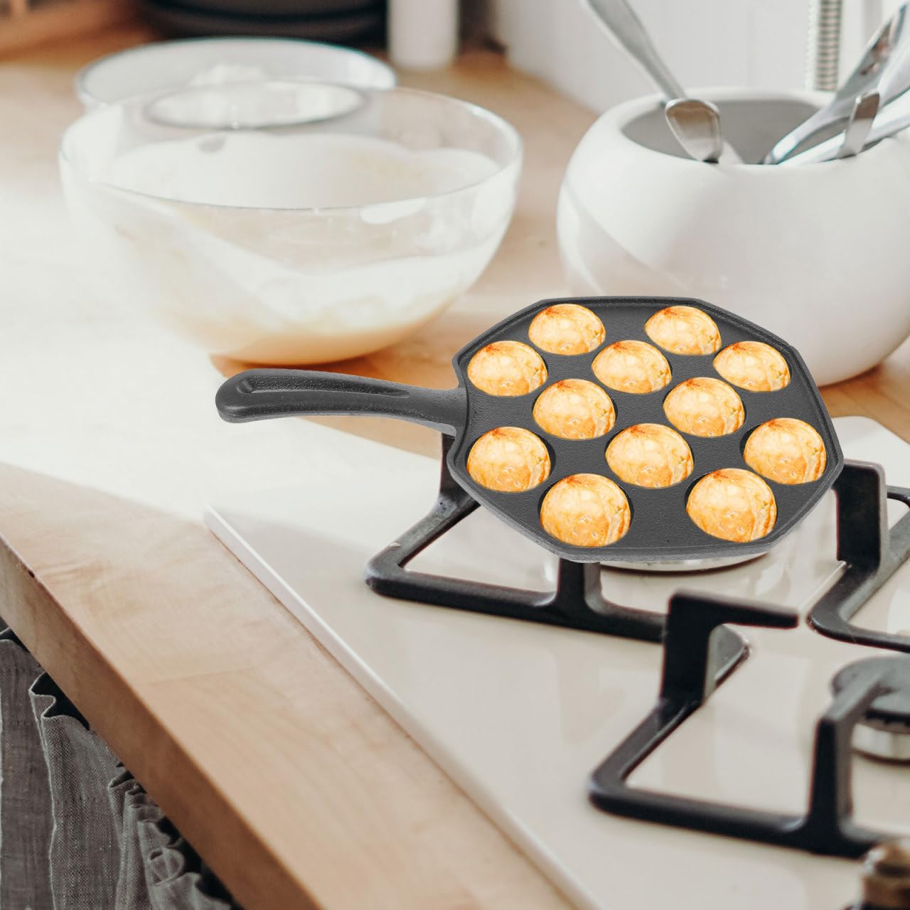 MUCKLILY Cast Iron Takoyaki Pan - 12 Hole Non-Stick Pan Cast Iron Baking Tray, 11.41 X 7.08 X 1.57 Inches, Fast Heating, Easy to Clean Takoyaki Maker
