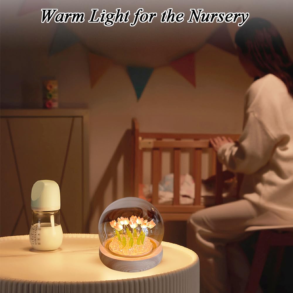 Kwiatowa lampka nocna 10 LED tulipanowa lampka nocna z drewnianą podstawą i szklaną pokrywą 9 cm 5 V 1 A zasilana kablem USB, ciepła lampka nocna do dekoracji domu, prezent dla dzieci, rodziny