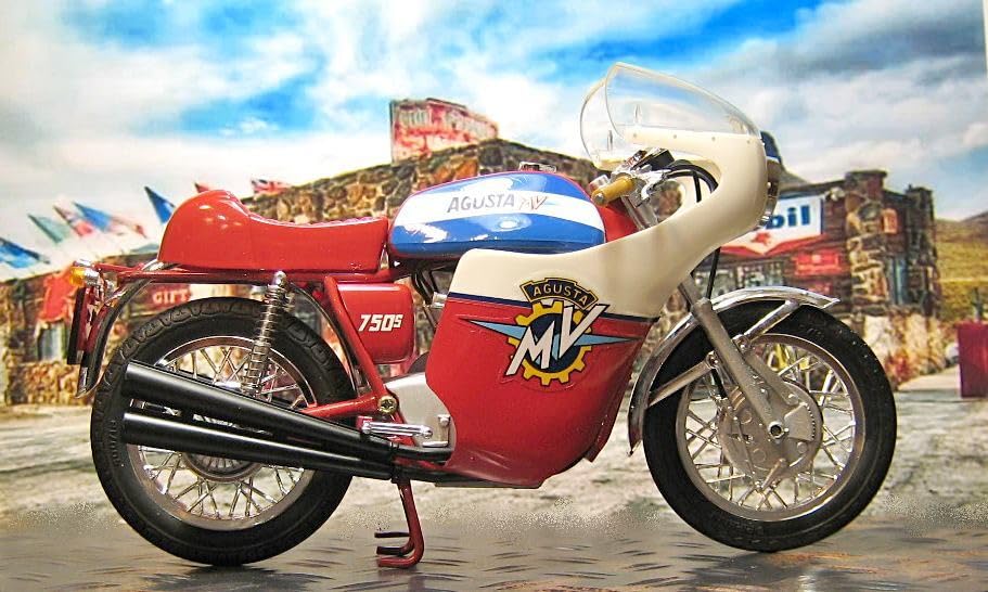 Revell MV AGUSTA 750S フルカウル 1:12 ダイキャスト Amazon.co.jp: Super Rare 1/12 MV Agusta 750S Street Racer Rocket