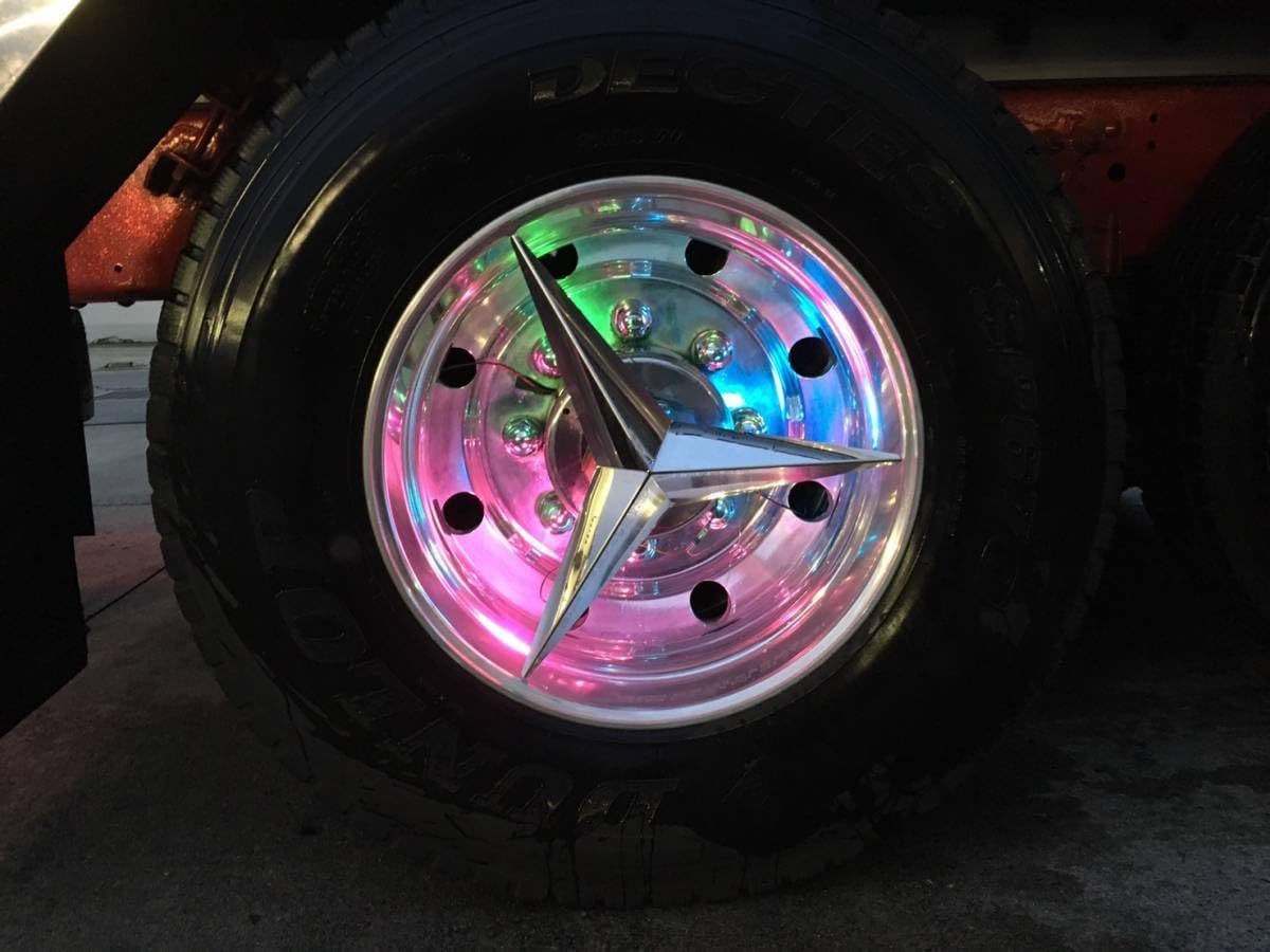 鏡面ステンレス製 大型車用 22.5インチ マーカー付 ホイールスピンナー