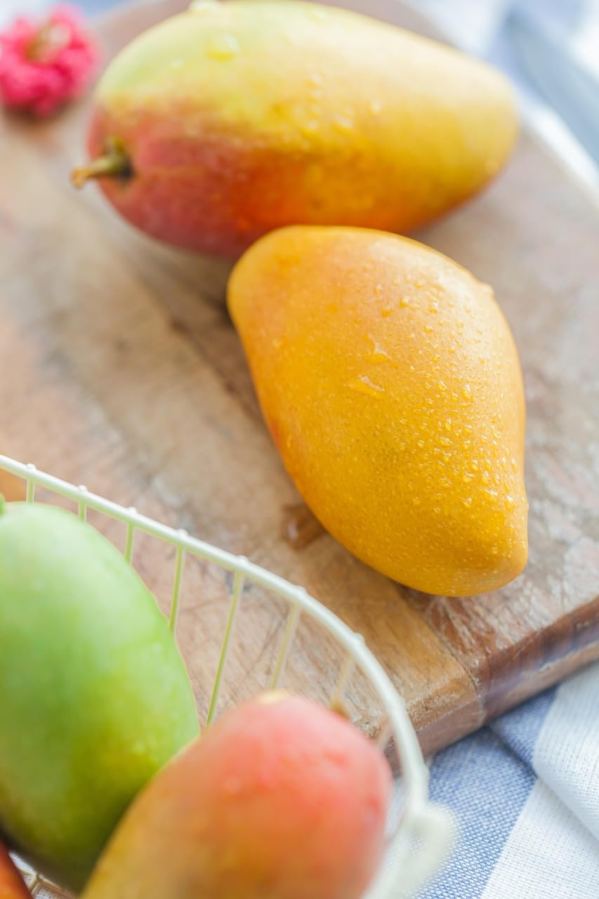Khushboo Kesar Mango Püree - 24x 850g Dose - Premium Mangopüree aus echten indischen Früchten, perfekt für Lassi, Desserts, Smoothies, Currys & mehr (24er)