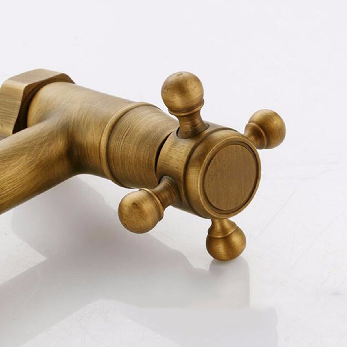 Rubinetto Tutti di Rame Antico Antica Cucina Rubinetto Caldo E Freddo A Muro Bucato Pozza Rotante Vasca Rubinetto Europea,A