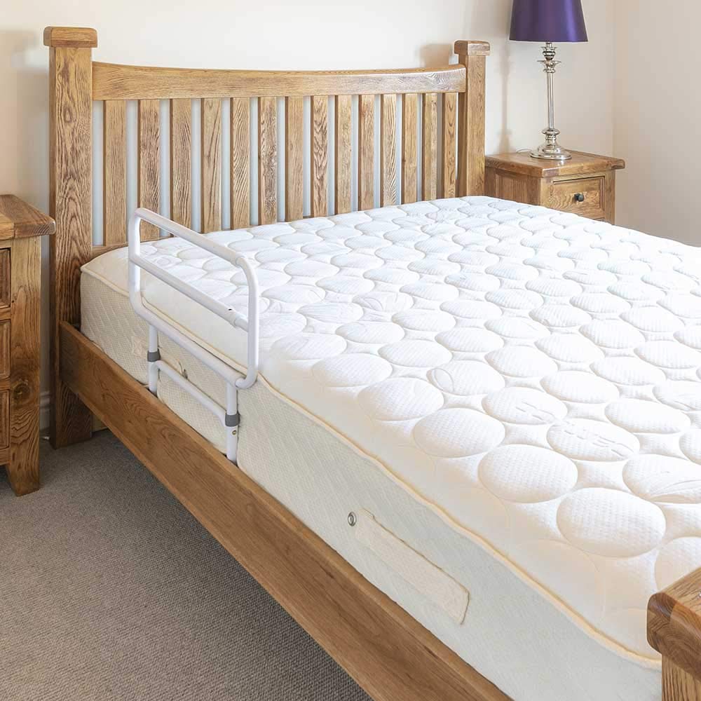 NRS Healthcare P42434 - Barandilla de Cama Plegable y de fácil fijación Blanca, sustituye a la barandilla de Cama Nottingham Nightguard SMSIT-P42434
