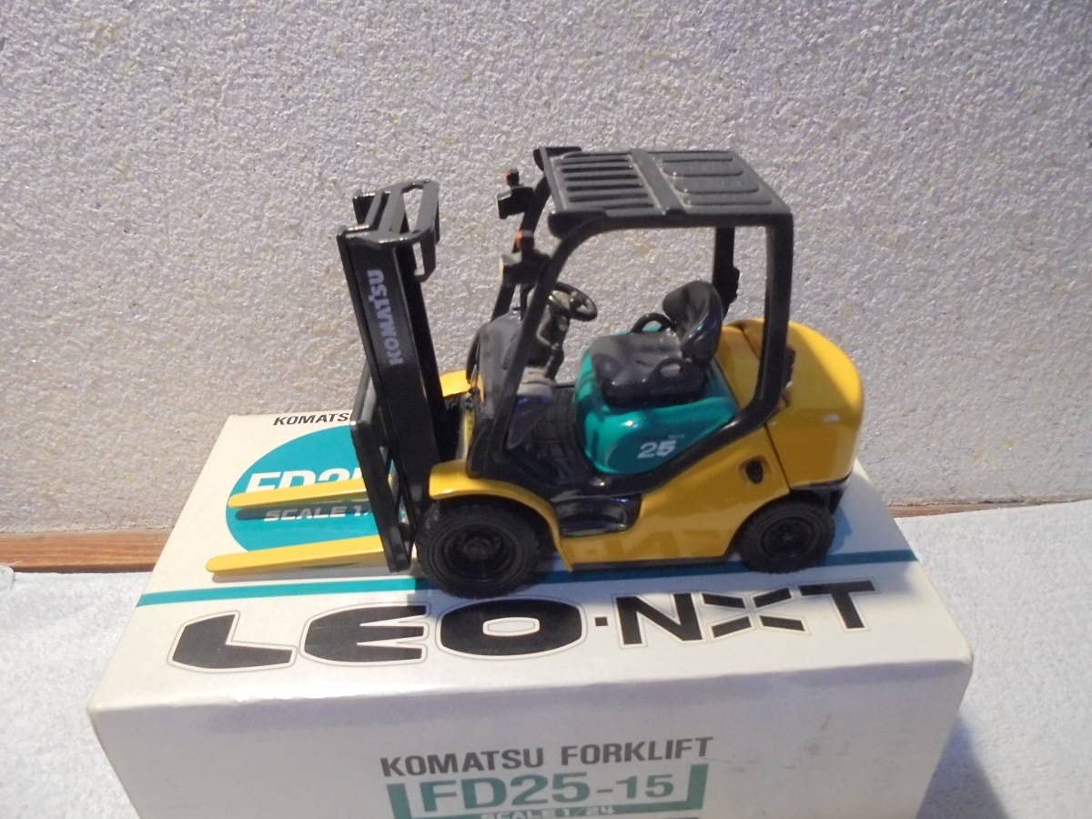 Amazon.co.jp: ミニカー-特殊車両 作業車両-/コマツ フォークリフト 