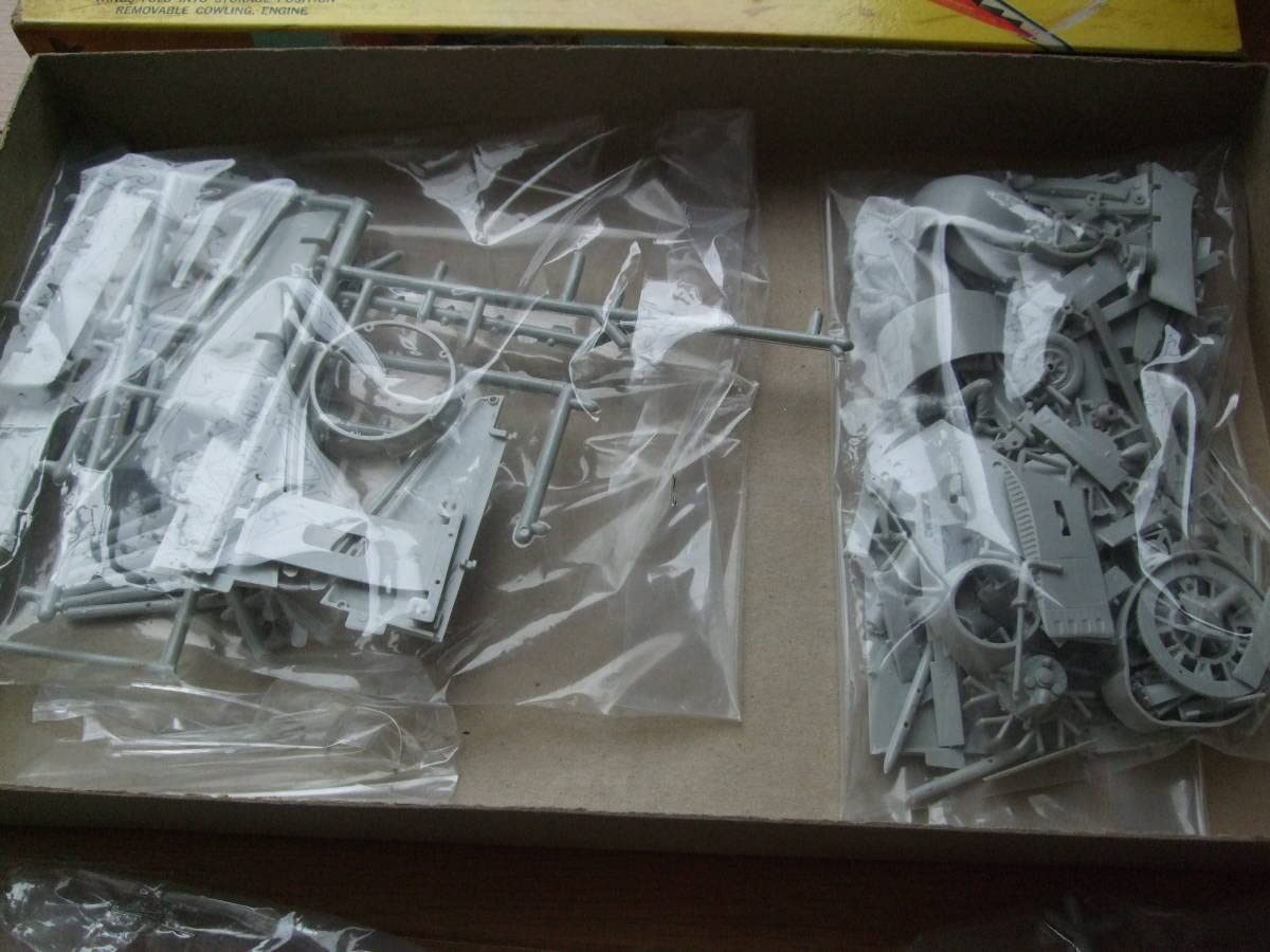 Amazon | レベル 初版 貼箱 AD-6 ダグラス スカイレイダー 1/40 Revell