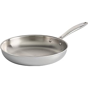 Made In Cookware - 10-Inch Stainless Steel Frying Pan - 5 Ply Stainless Clad - Professional Cookware - Crafted in Italy - Induction Compatible