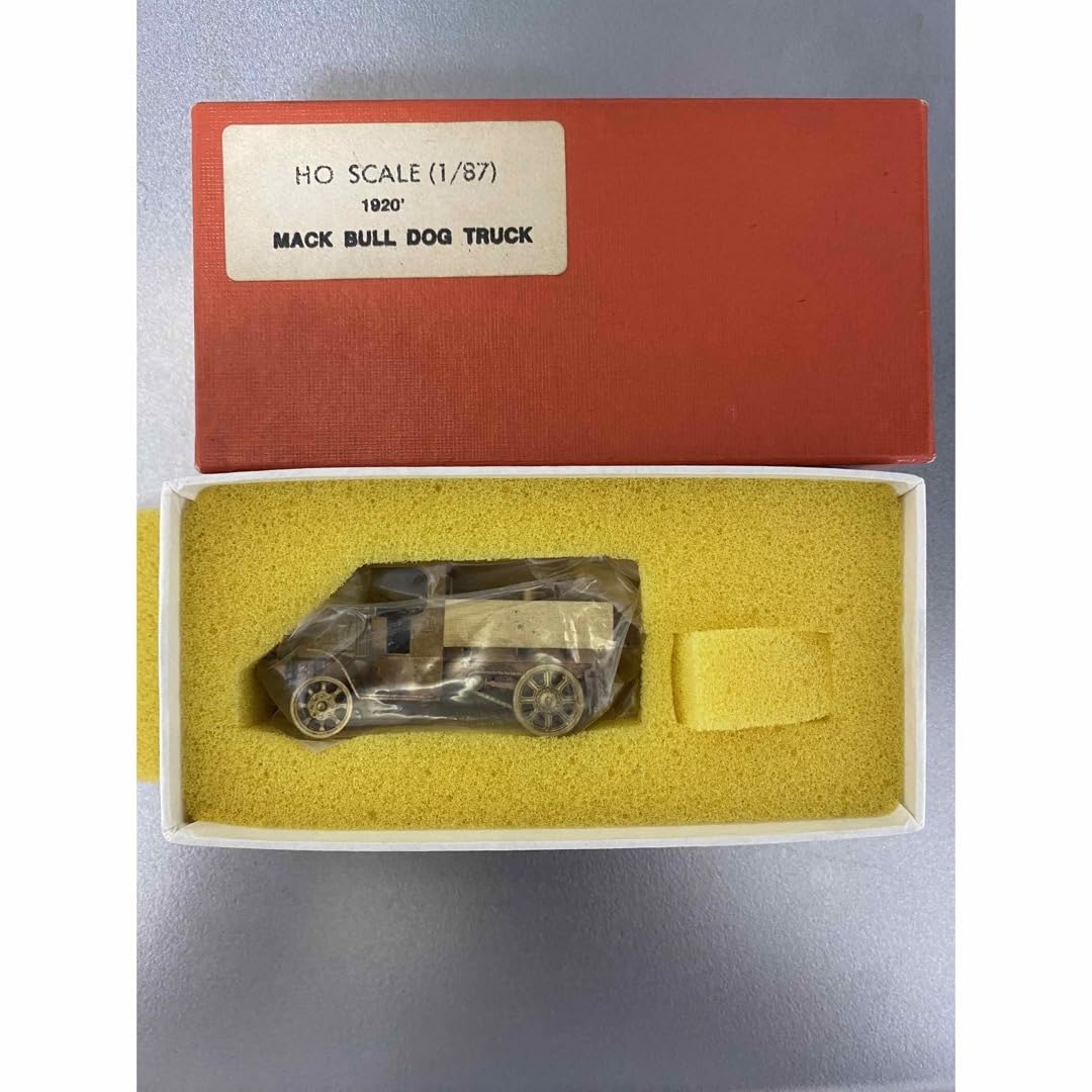 Amazon.co.jp: SUGIYAMA HOスケール 1/87 MACK BULL DOG TRUCK : おもちゃ 