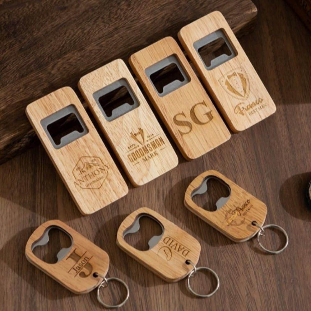 Porte-clés décapsuleur personnalisé en bois gravé, le cadeau idéal pour vos invités
