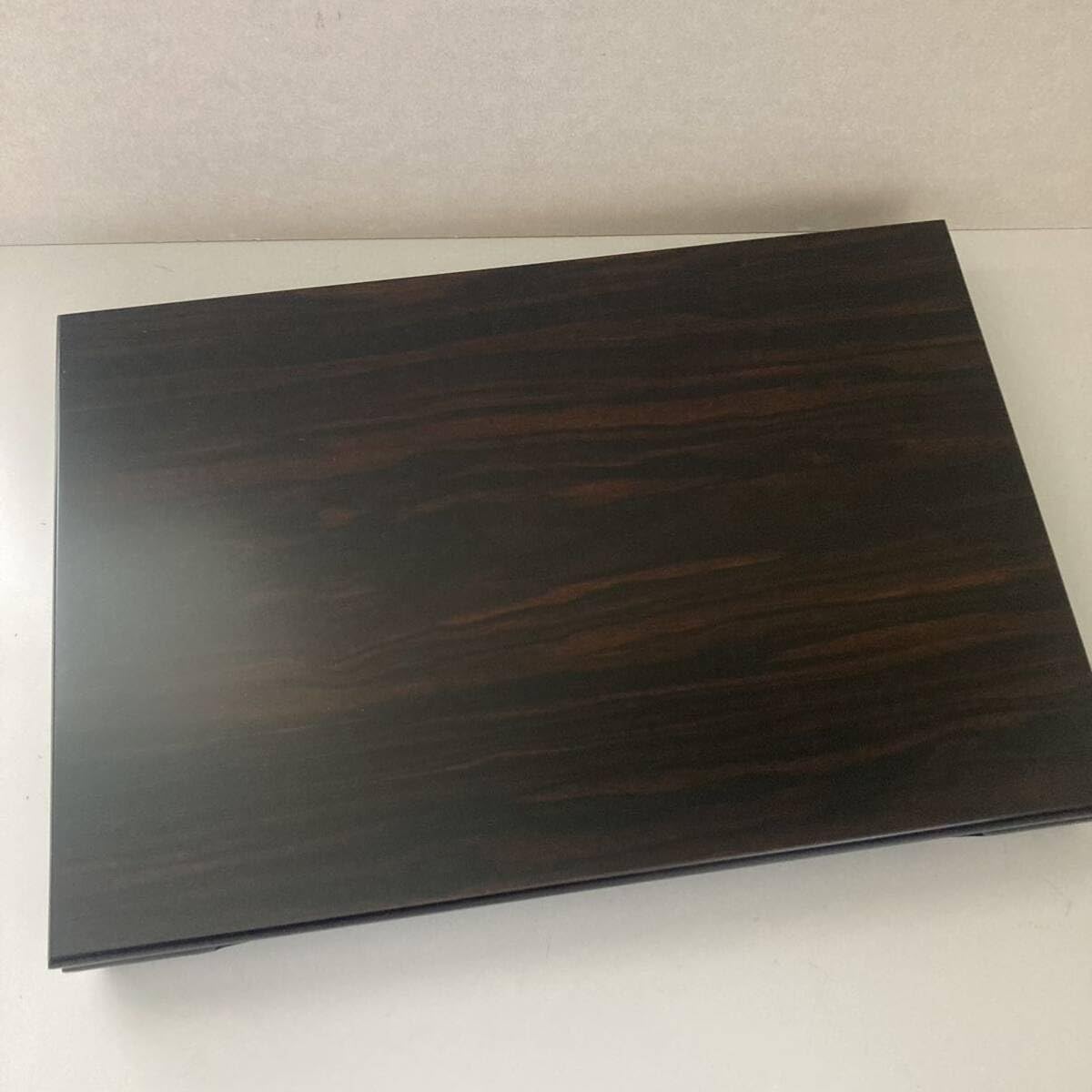 Amazon.co.jp: 華道具唐木黒檀花台四足香炉台盆栽台飾り台元箱木製 303