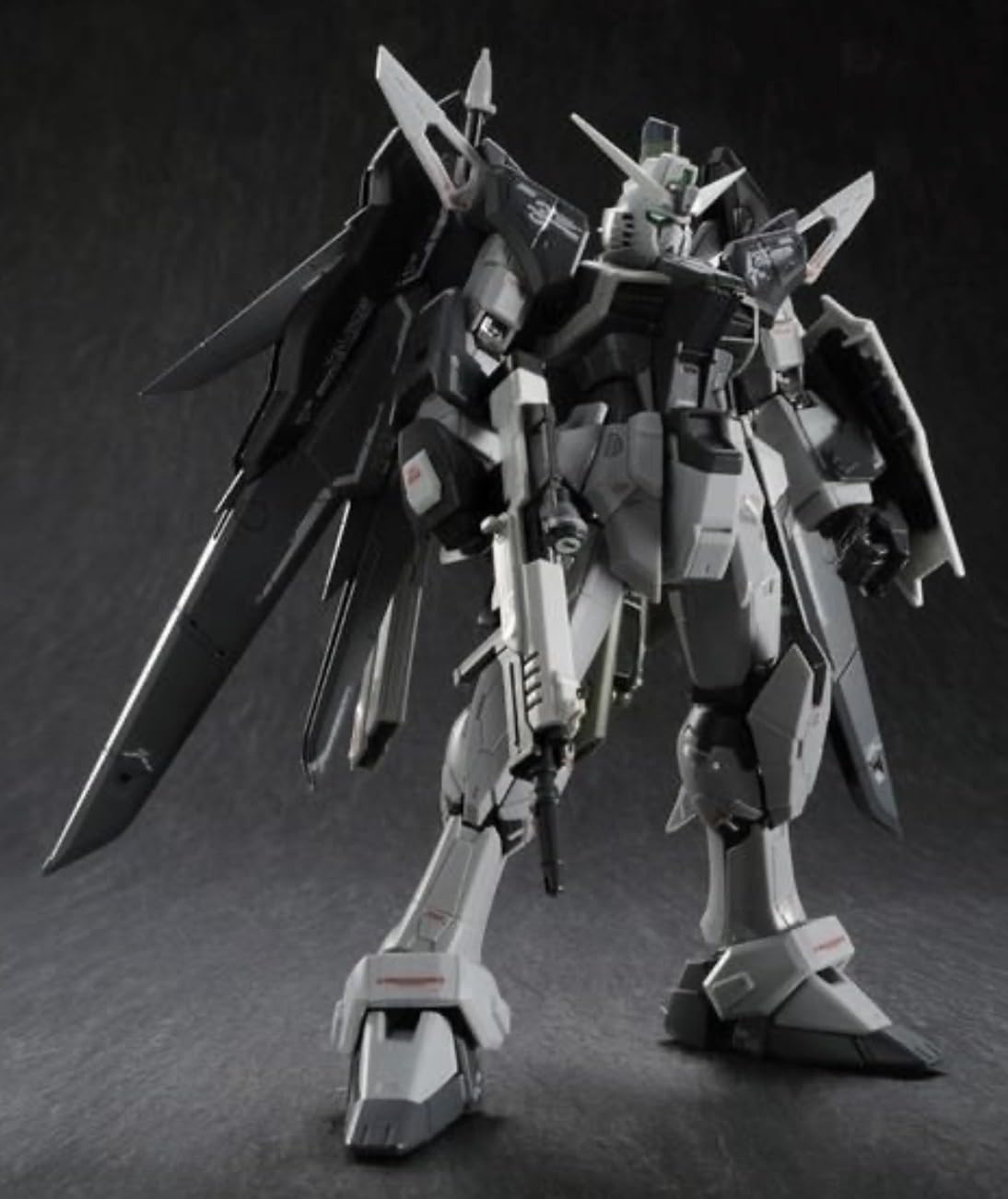 Amazon | RG 1/144 ZGMF-X42S デスティニーガンダム ディアクティブ