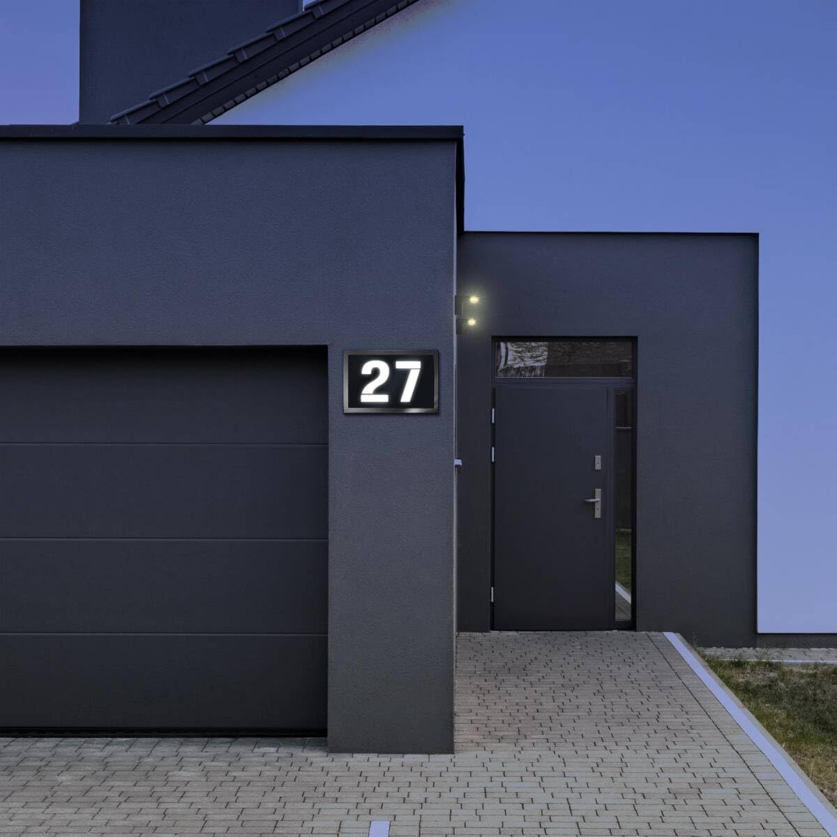 Metzler LED-Hausnummernschild 3-stellig | Edelstahl mit Acrylglas in Anthrazit RAL 7016 matt | Beleuchtetes Design-Schild 31x20 cm | witterungsbeständig, flach & modern