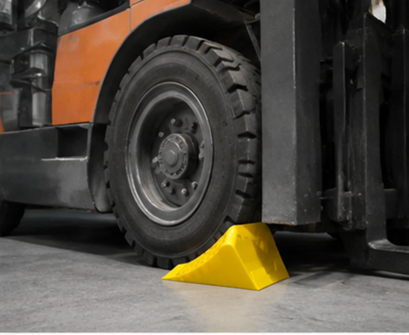Blocca Ruota Veicolo, Cuneo Pneumatico per Auto E Rimorchi | Fermaruota in Materiale Sintetico Resistente Per Parcheggio, Adatto A Camper, Camion E Rimorchi