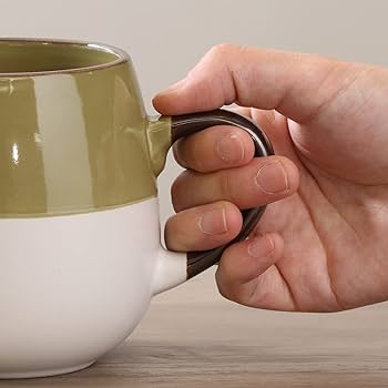 大きめのマグカップとフィギュア マグカップ - 雑貨オンラインショップShinzi Katoh Collection