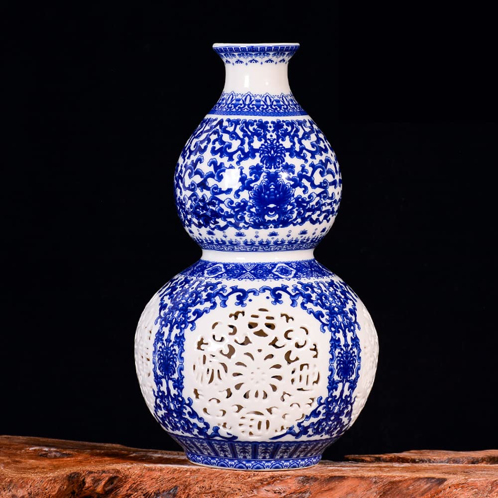 DFGHNBVC Chinoiserie Jingdezhen Porcelain Blue And White Porcelain Hollow Out Vase Flower Arrangement New Chinese Style Sitting Room Porch TV Ark Adornment Places,G