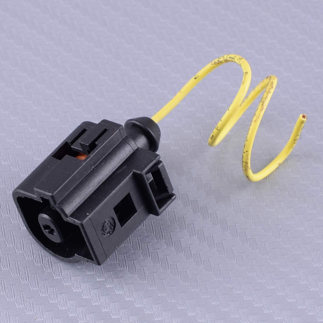 1J0973081 1-Pin Connector Oil Pressure Sensor Plug Socket Wiring Harness Adapter Fit For VW Golf Jetta