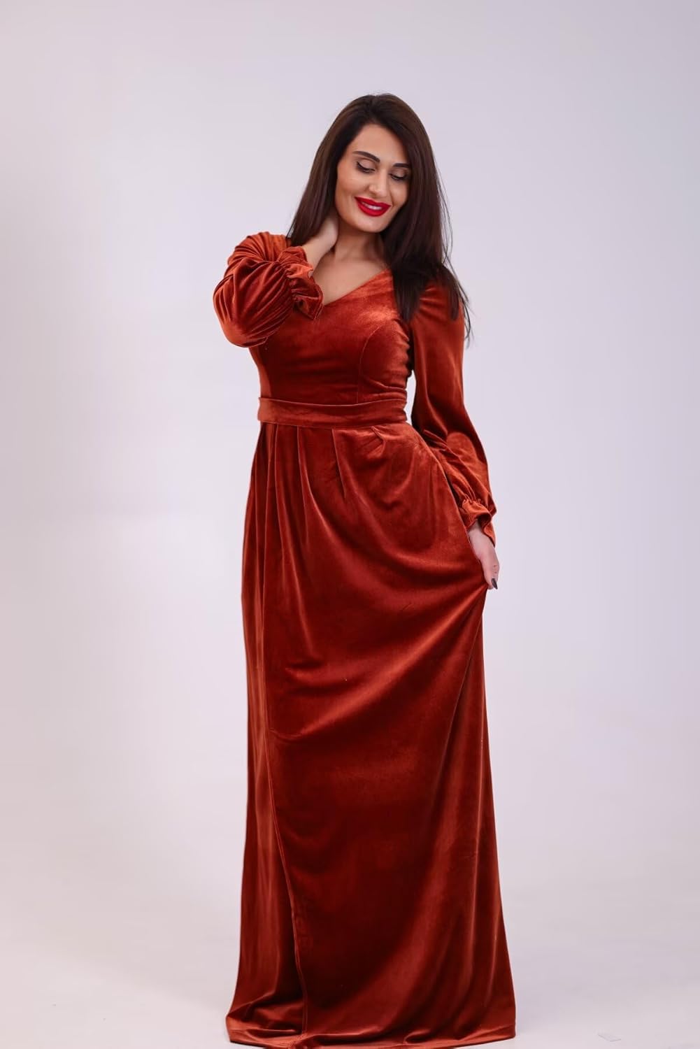 Women's Velvet Bridesmaid Dresses V Neck High Slit A Line Long Sleeves Prom Dresses Formal Gowns with Pockets