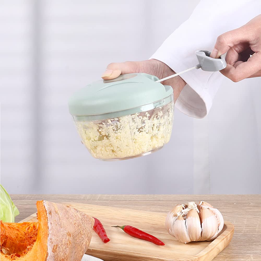 WMF Gourmet handmatige groentesnijder met trekkoord, multifunctionele hakmolen, 900 ml, ideaal voor groenten, uien, knoflook, noten, kruiden of fruit, kunststof