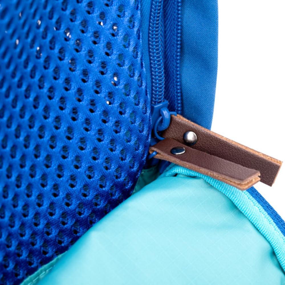 Kurgo Nomad Mochila Transportín, Azul | Apta para Avión, Fondo Impermeable, Bolsillo para Tablet, Para Perros Pequeños