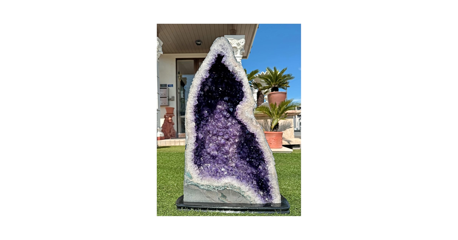 アメジスト高さ33㎝結晶の置物 大きい　訳あり Amazon.co.jp: 天然 紫水晶 特大 アメジスト ドーム 原石 大きい