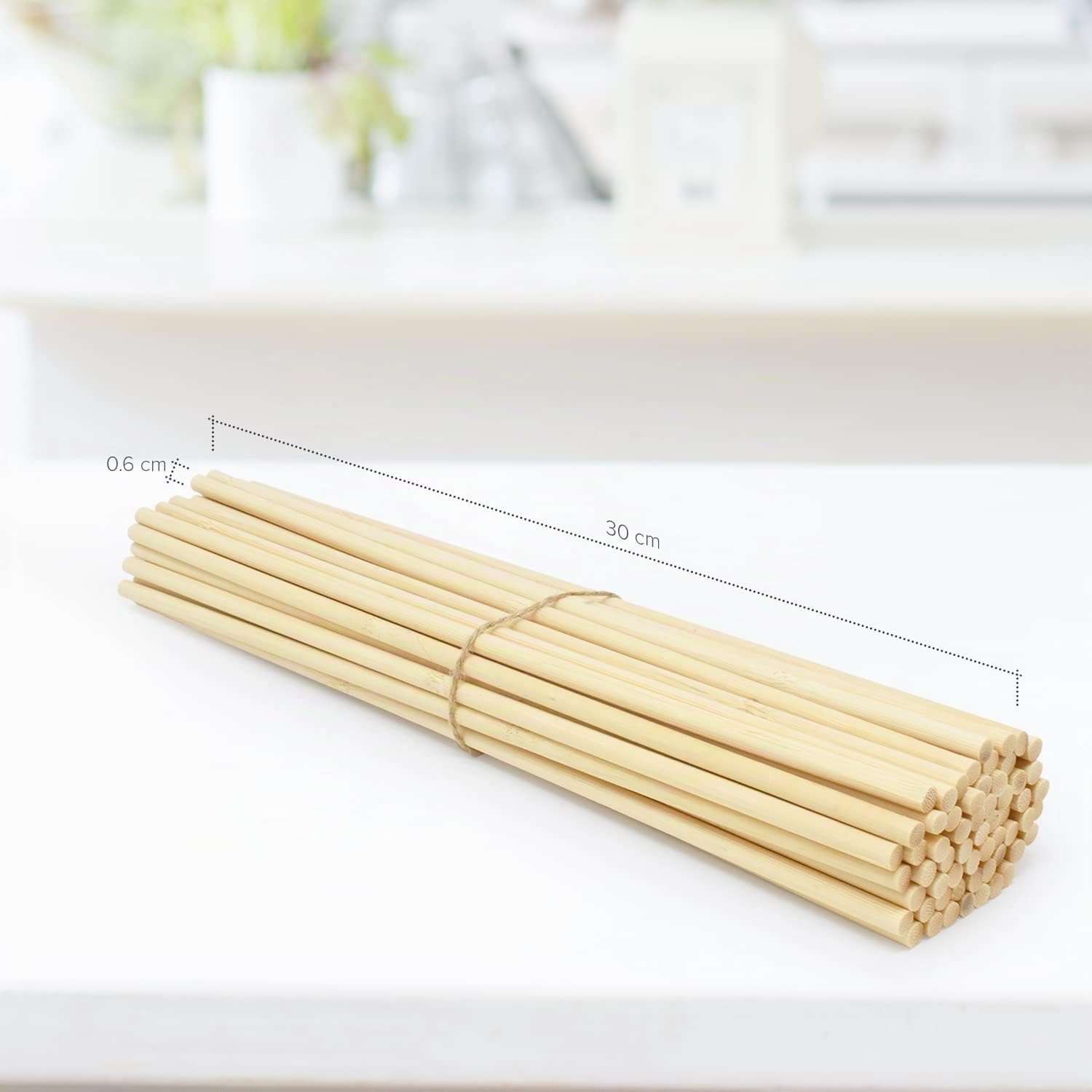 Joejis Pack de 60 Palitos de Madera Redondos - Madera de Bambú Natural - Proyectos de manualidades - Varillas de Bambú - 30 cm x 6 mm