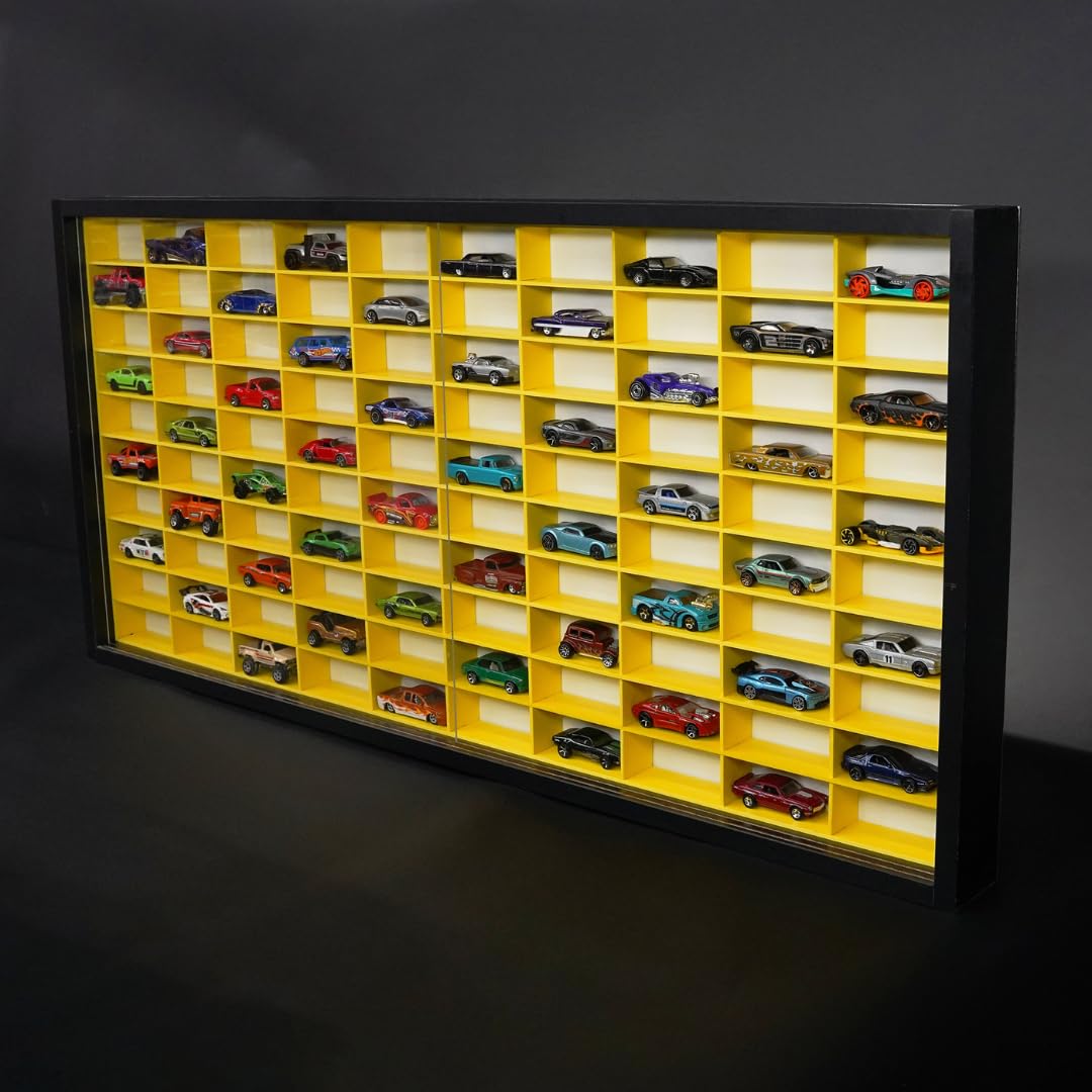 Vitrina Expositor H100 MN C-P | Compatible con Hot Wheels | Capacidad 100 Coches | Vitrina para colección | Organizador de Coches |con Puerta | (Negro-Interior-Amarillo)