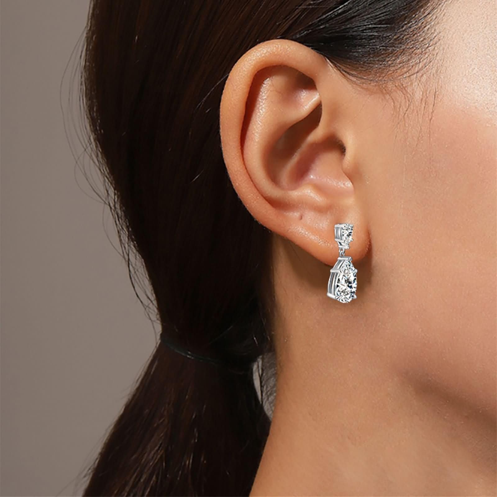 9K / 14K / 18K Weißgold Ohrringe Hochzeit Damen, Wassertropfen mit Moissanit, Moderne Damen Ohrringe Silber