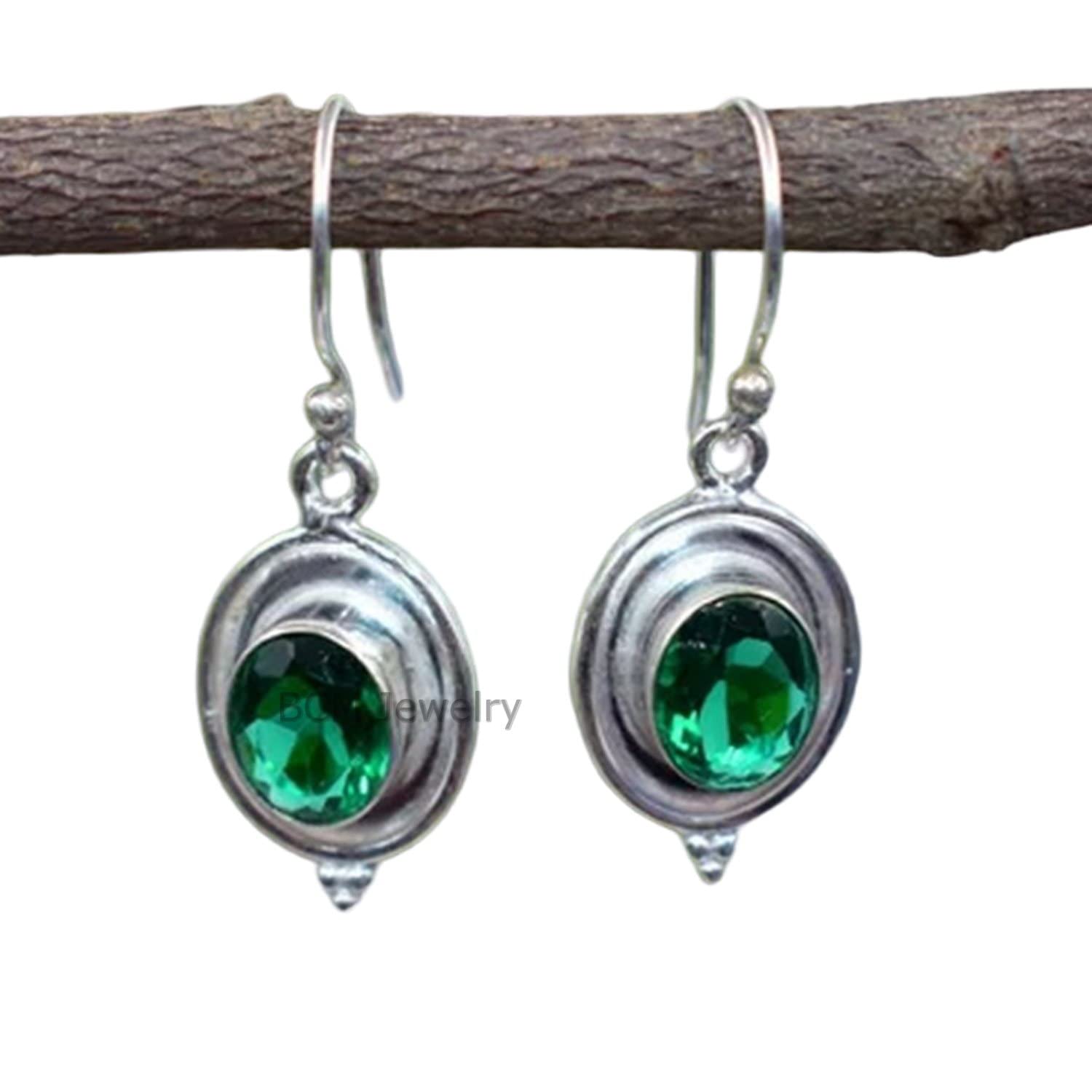 Pendientes de plata de ley 925 para mujeres y niñas, piedra natal de mayo, pendientes de regalo de dama de honor, esmeralda, pendientes de piedras preciosas, regalo de Navidad para ella