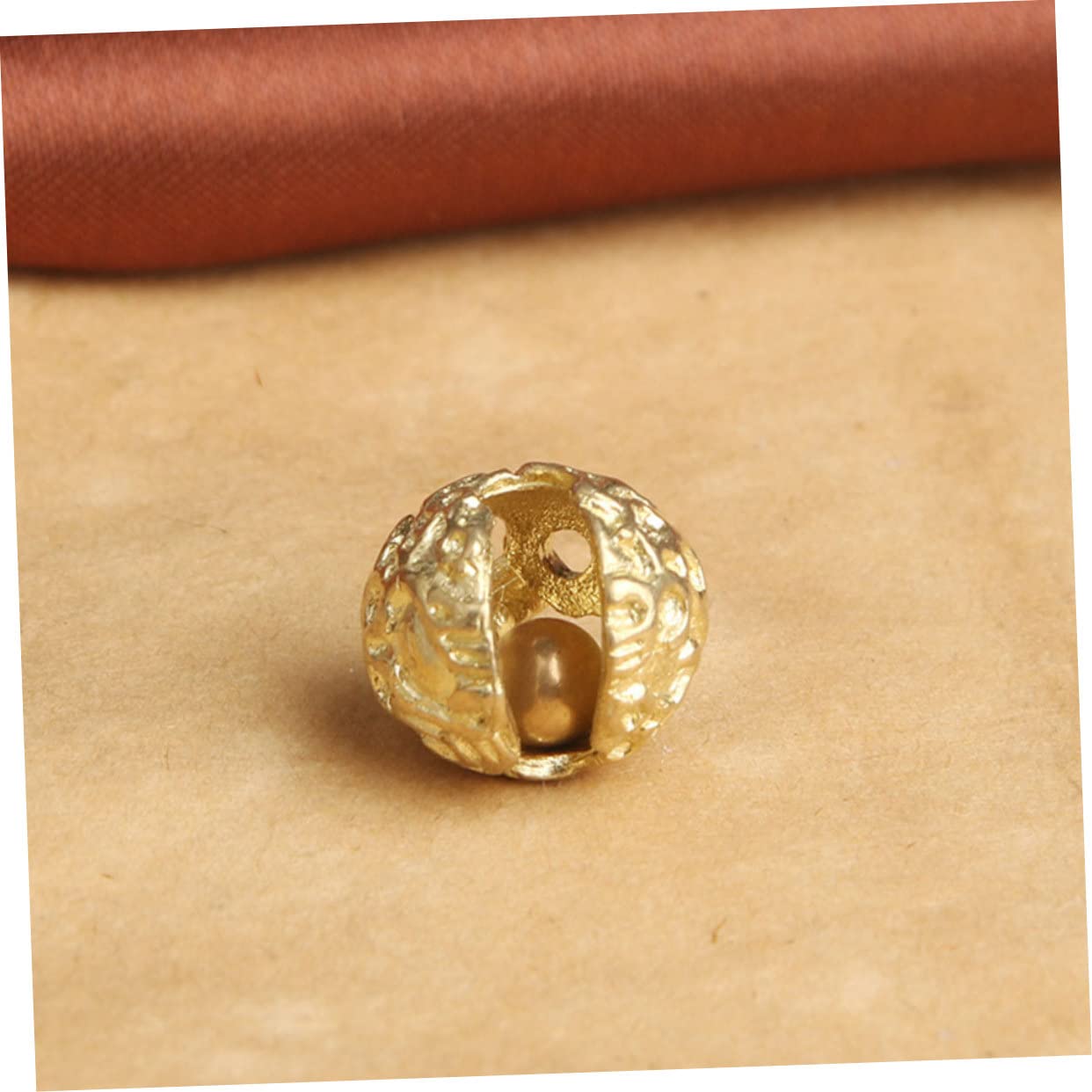 MAGICLULU 10 Set Piccolo Portachiavi Arredamento Campanellini Per L'artigianato Natale Campane in Miniatura Per L'artigianato Campana Sospesa Ottone Golden 10 Pezzi * 10