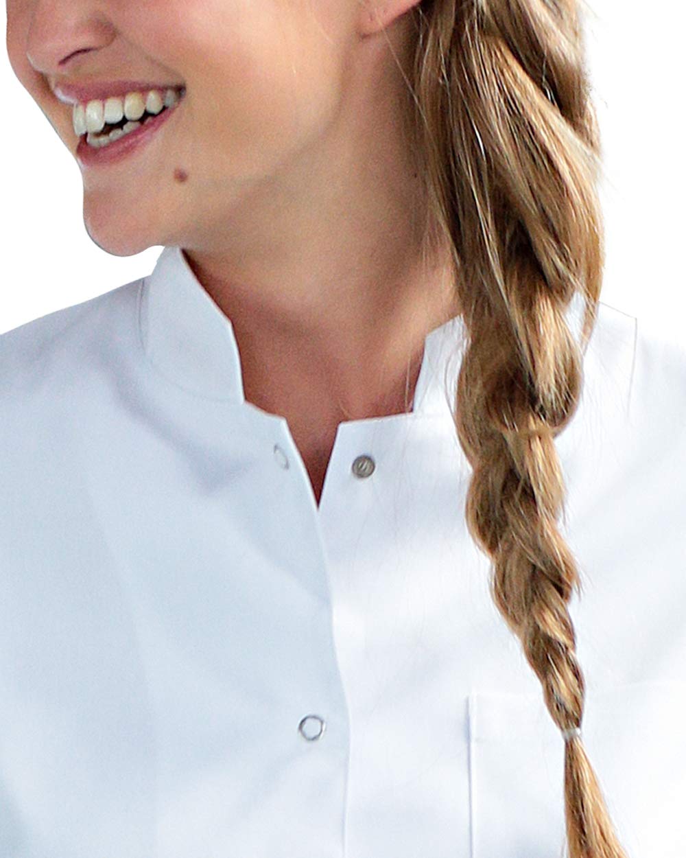 CLINIC DRESS Kasack für Damen leicht tailliert Stehkragen Druckknopfleiste 2 Doppeltaschen mit Druckknopf und Saumverstärkung Seitenschlitze Industriewäsche geeignet 95 Grad Wäsche