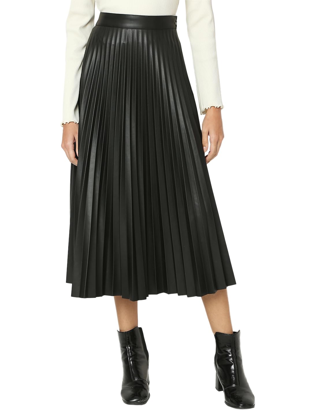 VERO MODA Rock aus Kunstleder Bella Holly Product Description