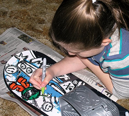 EMSCO Group Graffiti Snowboard