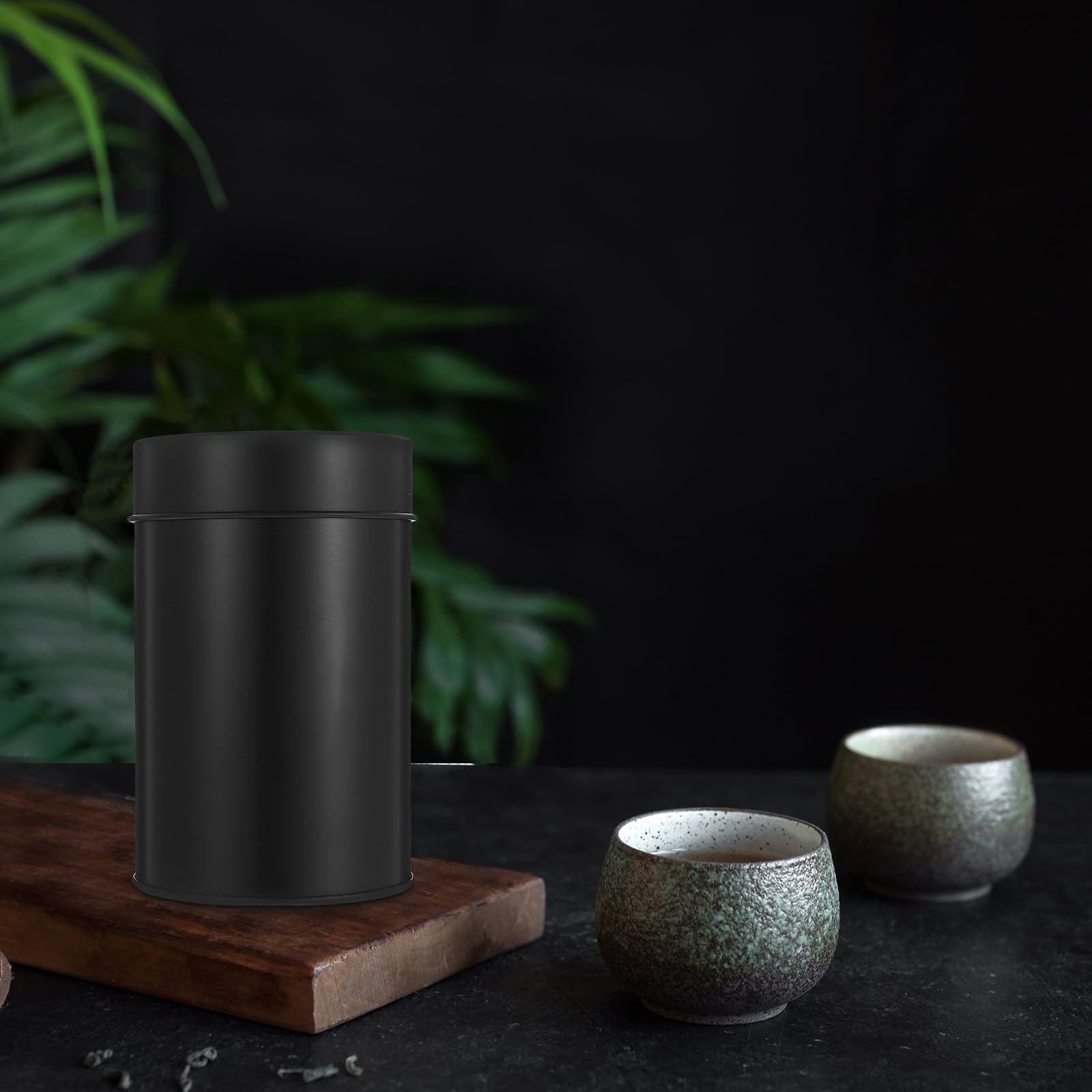 Toyvian Recipiente para Té de Hojalata Tapa Sellada, Almacenamiento Seguro y Diseño Simple para Cocina y Escritorio Negro