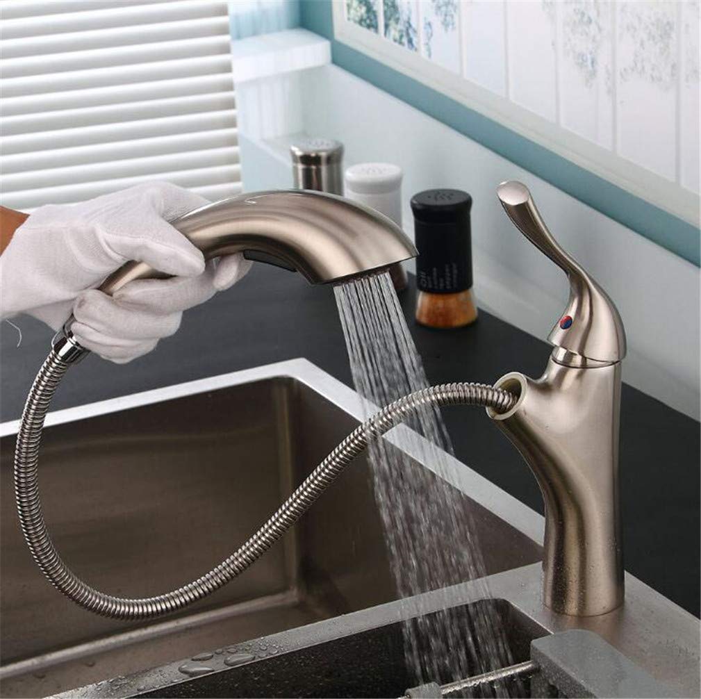 Robinet évier de cuisine à tête de spray rotative pour un nettoyage facile au quotidien