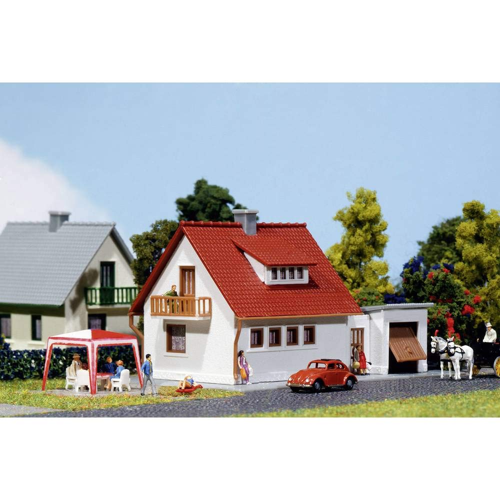 Faller FA232531 settlement house model kit, various