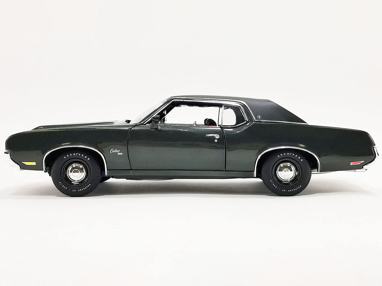 Amazon.com: LIMITED EDITION ACME 1971 Oldsmobile Cutlass SX Rocket