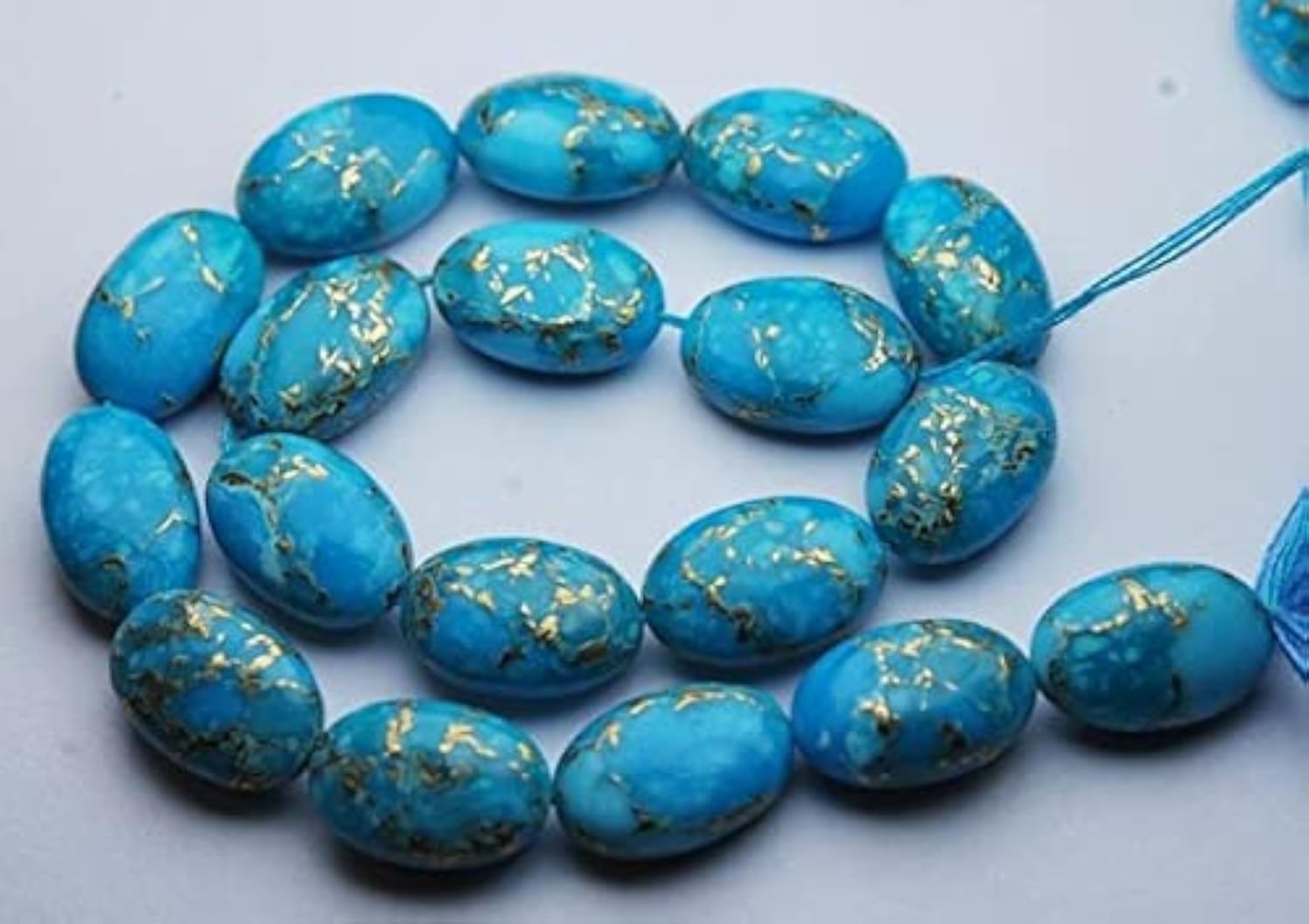 Turquoise copper 8x12mm, briolettes ovales lisses sur rang de 8 pouces pour bijoux