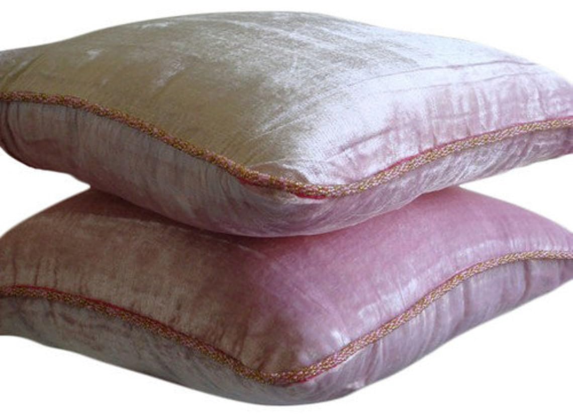 The HomeCentric Pack of 2, 60x60 cm Square Decorative Pink Velvet Throw Cushion Cover with Bead Border, Solid Color Throw Pillow Covers, Modern Pillowcase for Sofa Bedroom Decor - Soft Pink Shimmer โ image 1