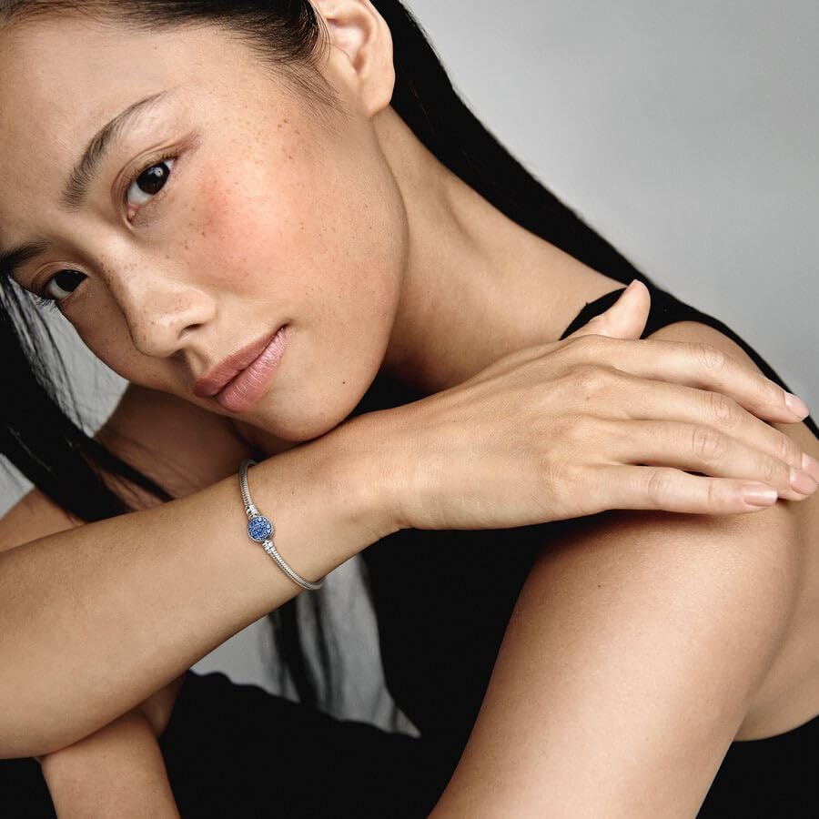 PANDORA Moments Sparkling Blue Disc Clasp Snake Chain Bracelet - Sterling Silver Bracelet with Man-Made Crystals - Jewelry for Women - Includes Gift Box3