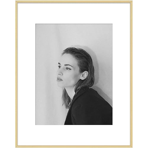 Golden State Art - 12x16 Aluminum Picture Frame - with Mat for 8.5x11 Photo or Without Mat for 12 x 16 Photo - Real Glass Cover - Simple and Elegant Decor for Wall Mounting - 1 Pack - Gold