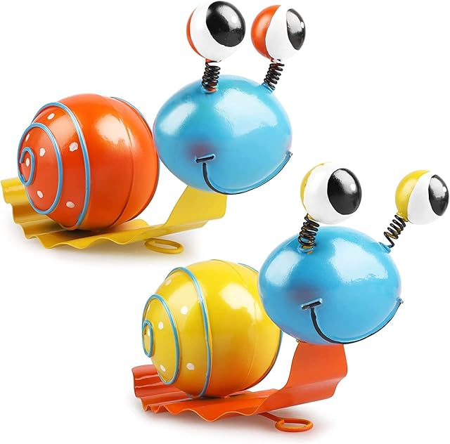 EEEKit Metal Snail Garden Decorations, 2Pcs 6.7inch Bigger Cute Snail Garden Ornaments Outdoor Wall Art decor, Hanging Snail Decor for Kids Boy Girls, Garden Decor for Fence Yard Tree Lawn Patio