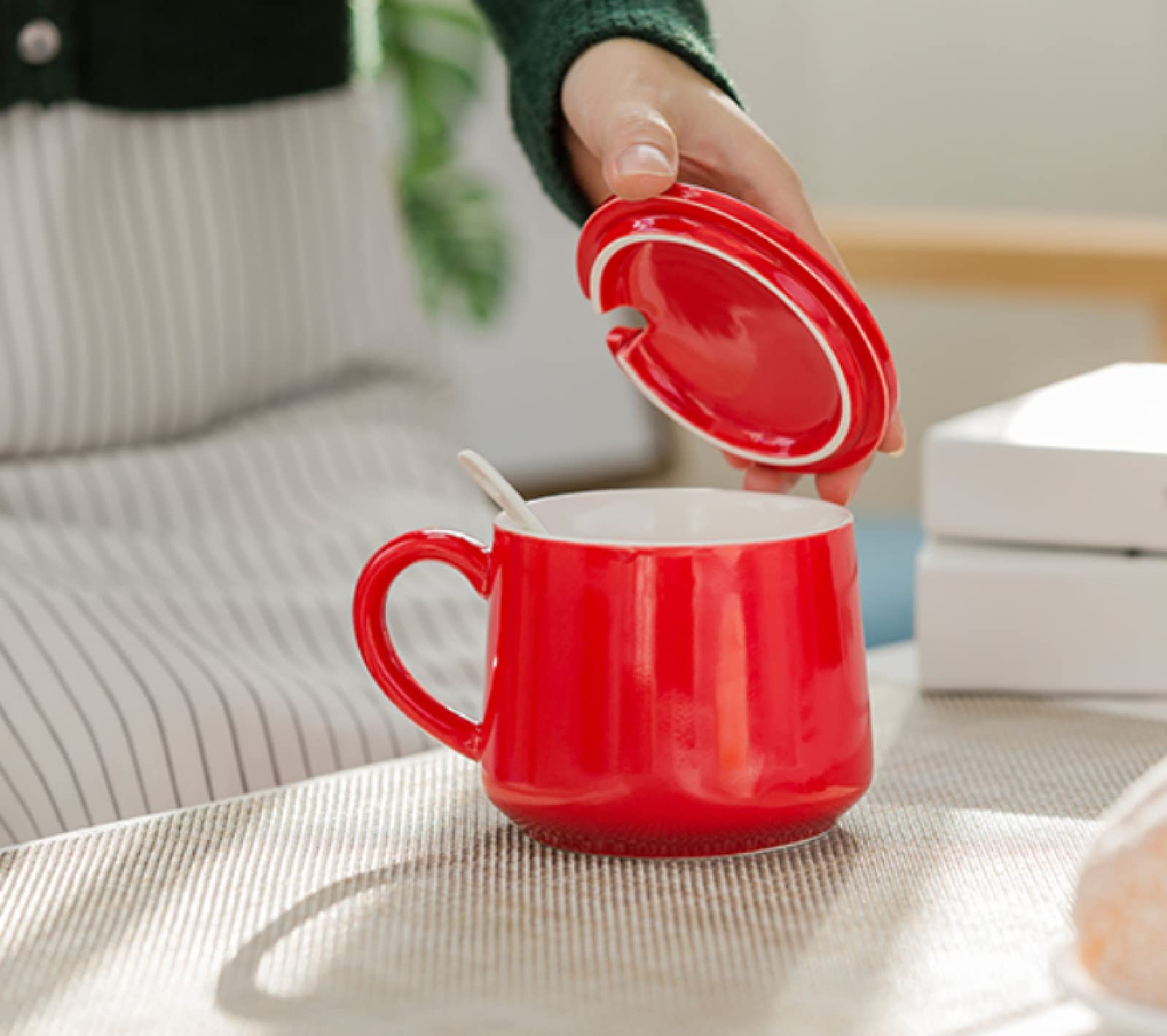 Tazza da caffè in ceramica fatta a mano Tazza rossa Albero Cartone animato 3D Tazza da tè tridimensionale Tazza da caffè in ceramica Tazza Regalo per ufficio e casa