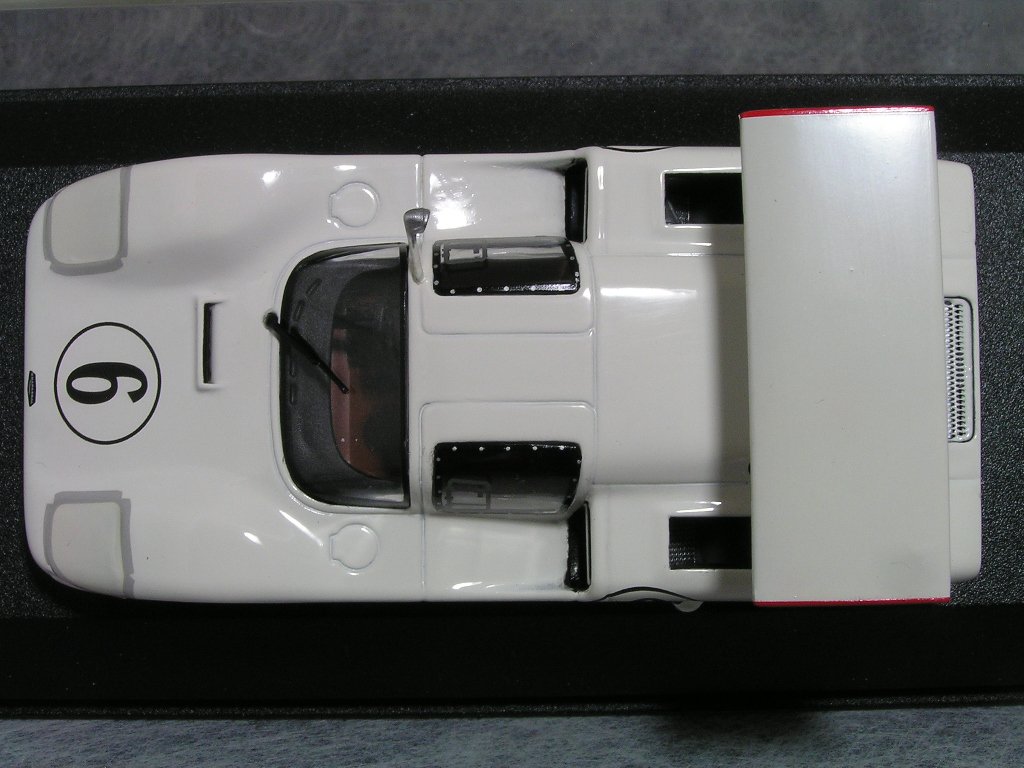 Amazon | 1/43 シャパラル 〓 2F / 12h Sebring 〓 Chaparral