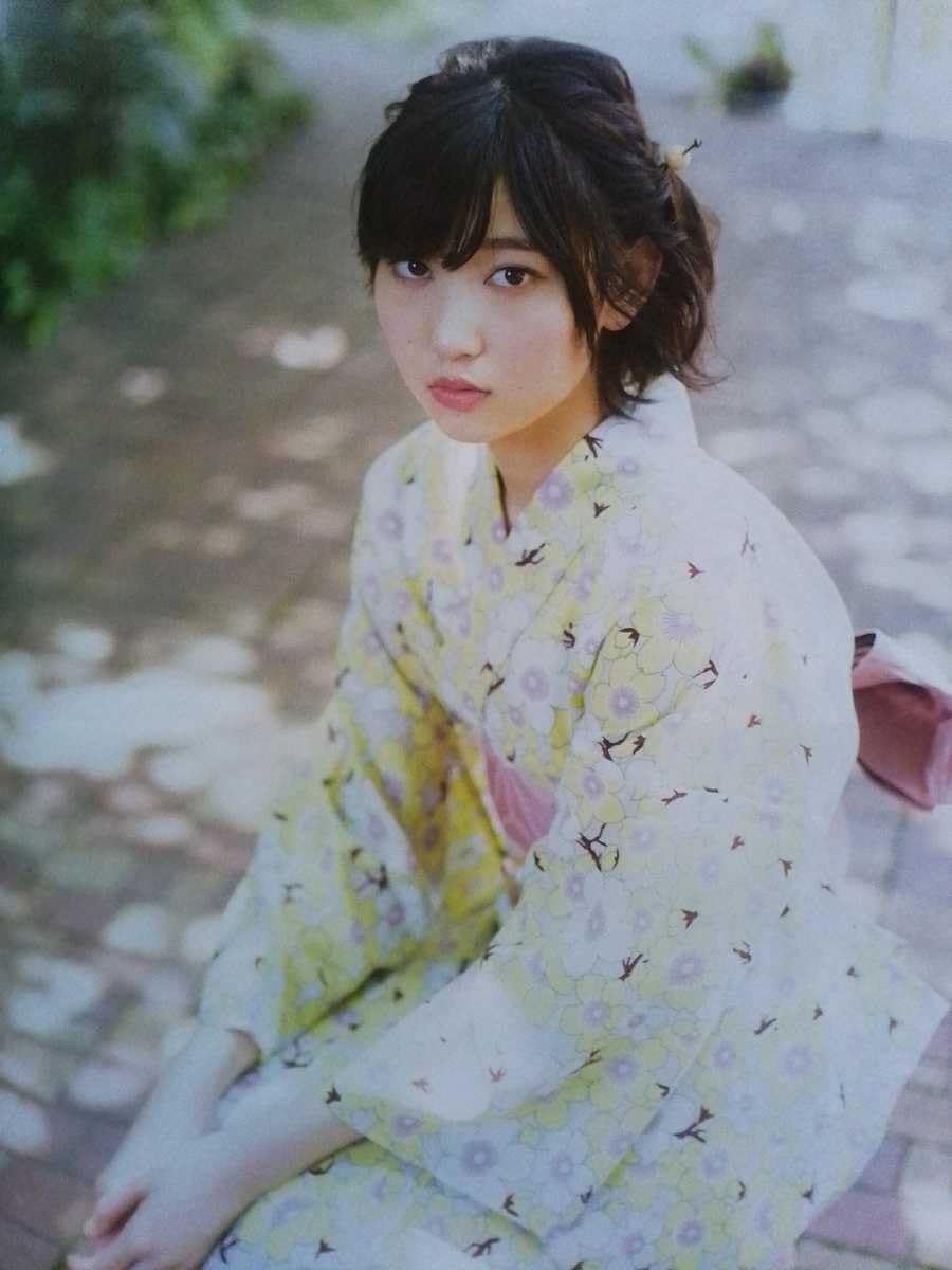 Amazon.co.jp: 志田愛佳 保存版グラビアカラー9ページ 欅坂46 : おもちゃ