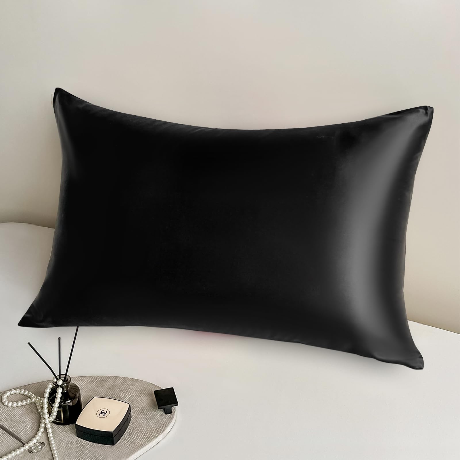 100% Black Silk Pillowcase Standard Size with Zipper Closure,Both Sides Grade 6A Real Mulberry Silk Pillow Cases for Hair and Skin,600 Thread Count,Soft and Health,1pc(20"x26",Black)
