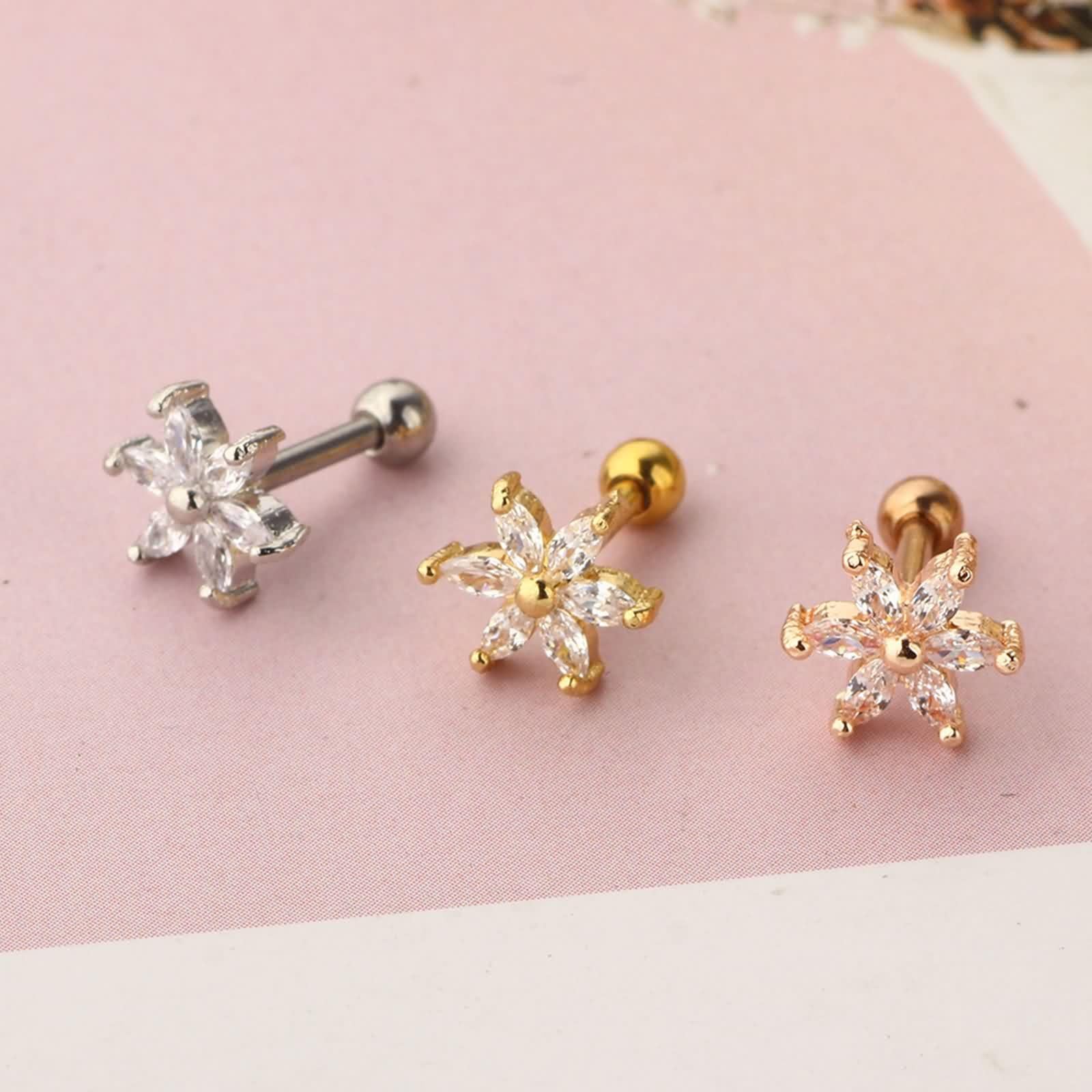 Ohrringe Hochzeit Gelbgold 9K / 14K / 18 K für Damen, Blume mit Moissanit, Schmuck Gold Frauen Ohrringe