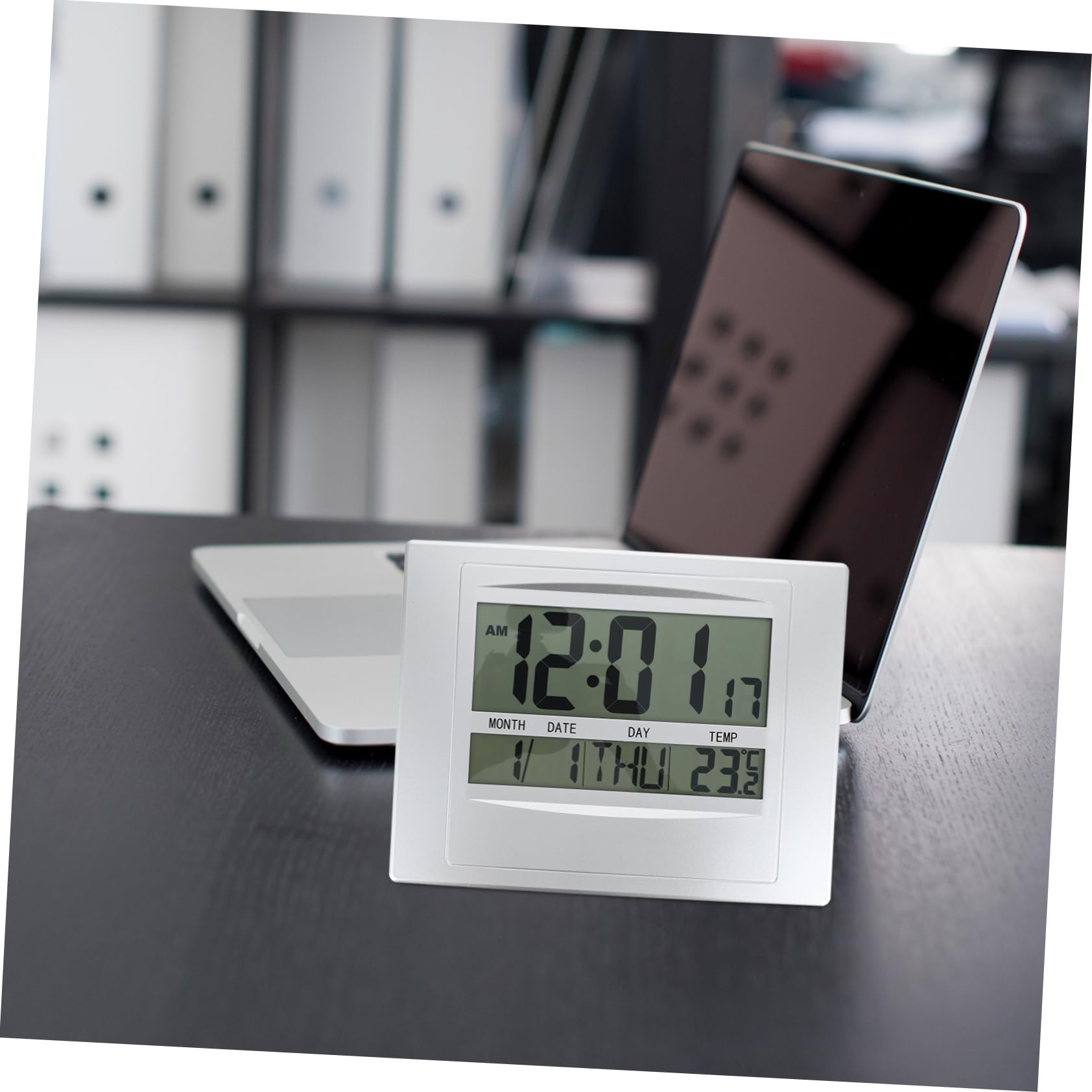PRETYZOOM Misuratore Di Temperatura E Umidità Preciso Orologio Digitale Con Calendario E Supporto Per Casa Ufficio E Hotel