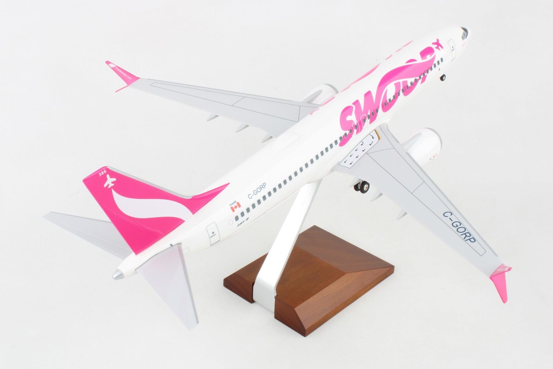 Amazon.com: SkyMarks Daron Swoop 737MAX8 1/100 W/Wood Stand & Gear