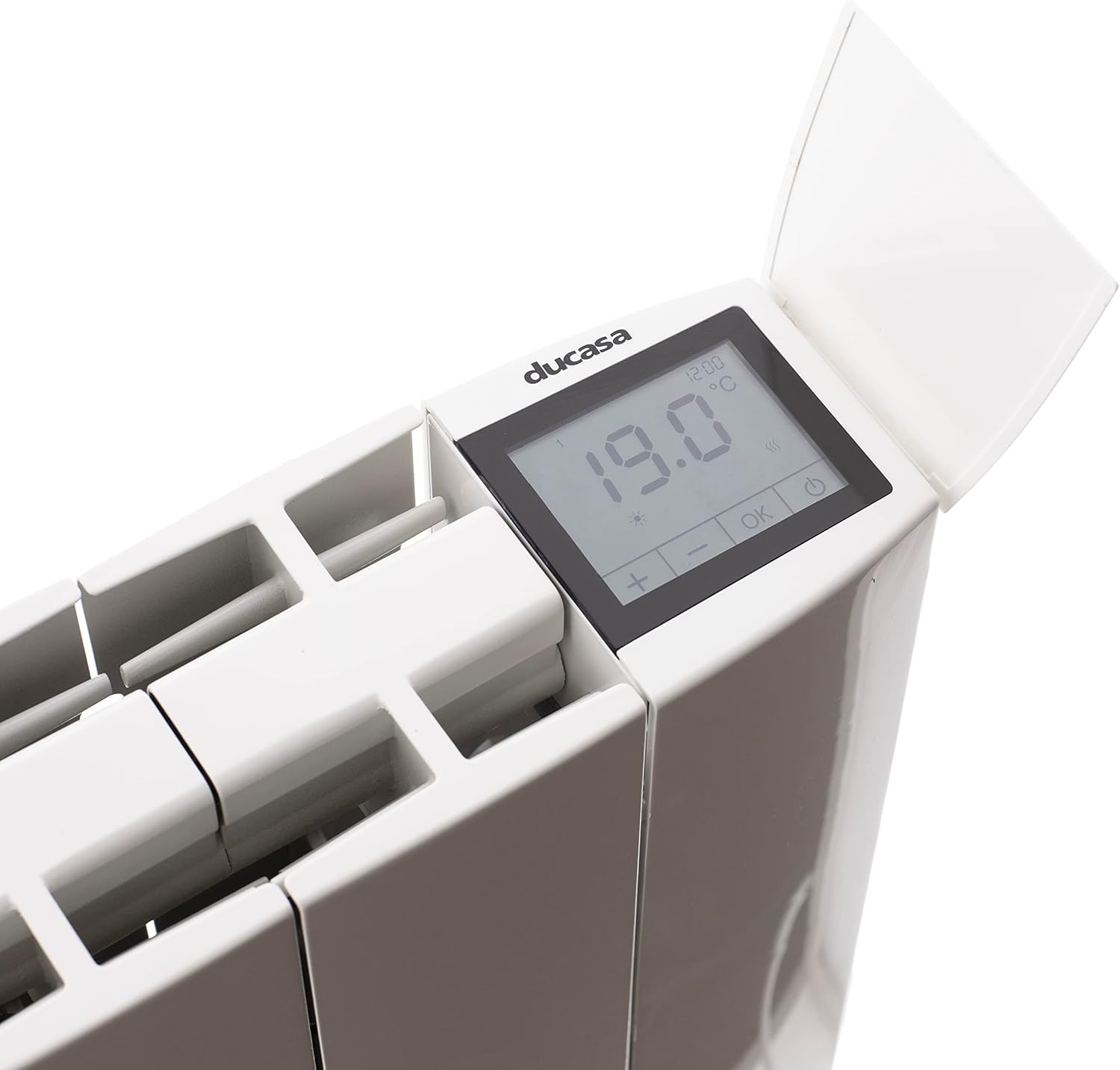 Close-up of Ducasa Warmtestraler digital display with controls