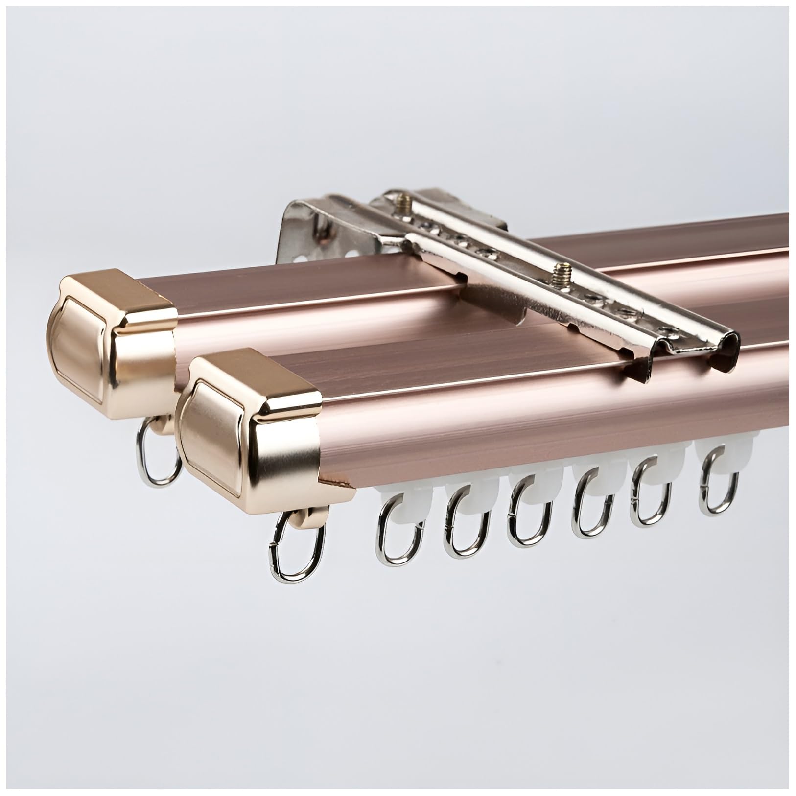 Double rail 7m Curt k System pour optimiser l'espace du salon